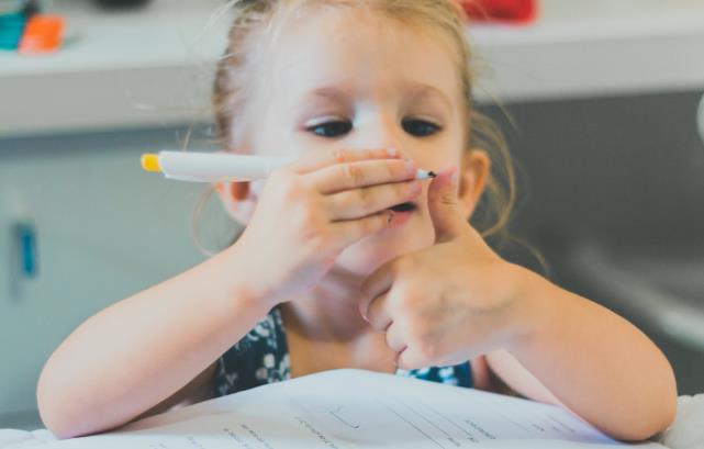 幼儿托管成难题_市场现幼儿托管空缺